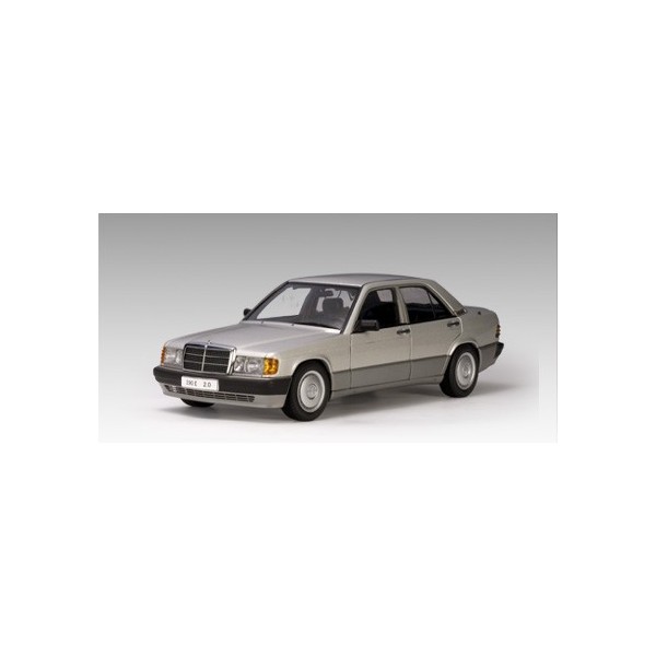 AutoArt 1/43 Mercedes-Benz 190 E 2.0 Artic White